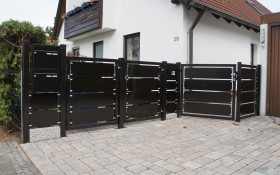 Metallzaun aus Blechen Metallzaun aus Blechen